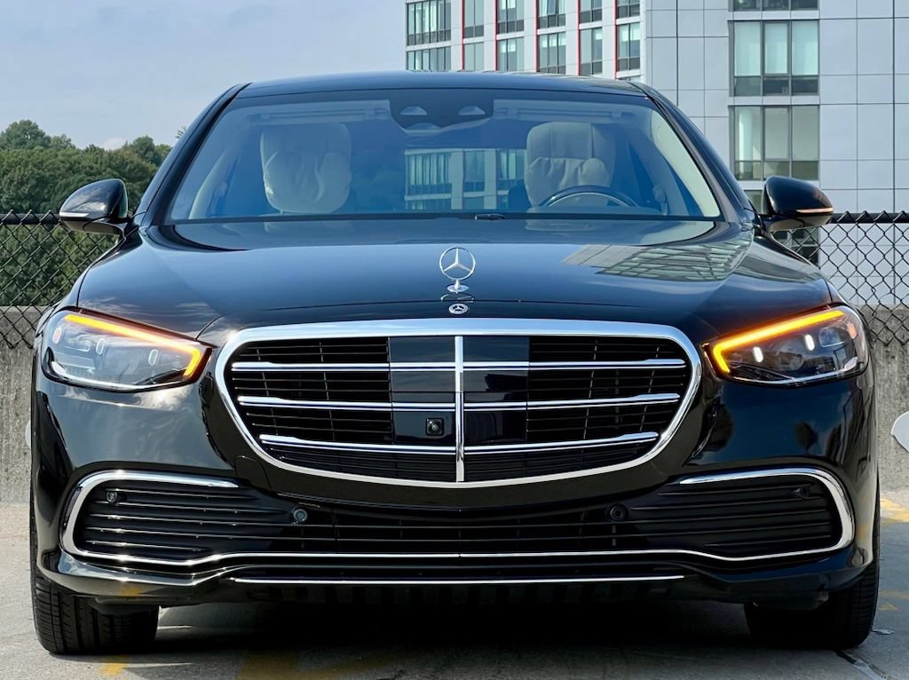 Certified 2024 Mercedes-Benz S 580e 4MATIC Sedan image 3