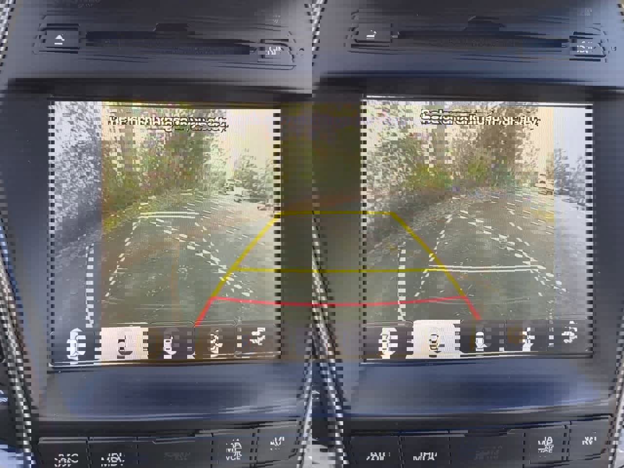 Used 2017 Hyundai Santa Fe Sport w/ 2.4L Tech Package 04 image 30