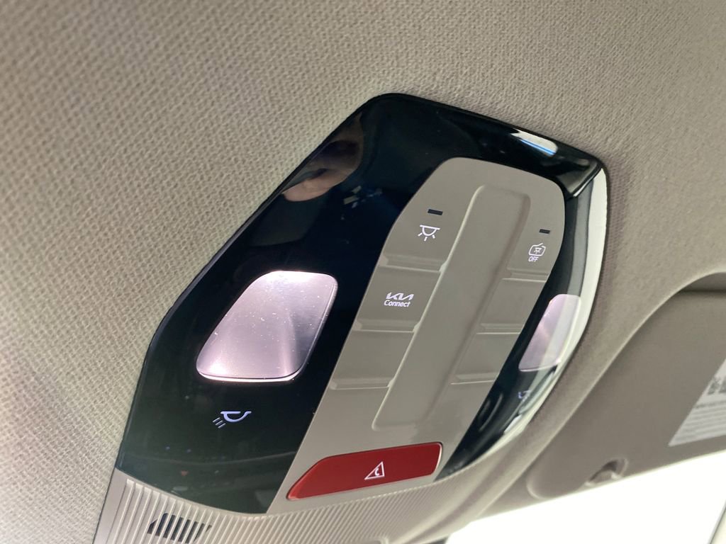 Used 2025 Kia K4 LX image 23