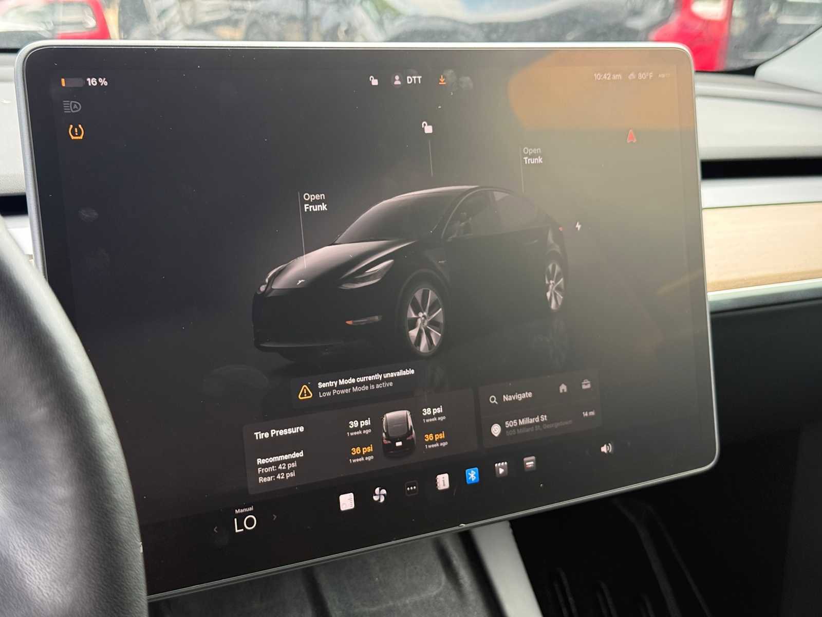 Used 2023 Tesla Model Y Long Range AWD/4WD image 23