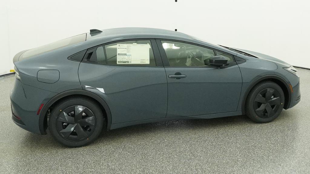 New 2026 Toyota Prius Plug-In Hybrid image 31