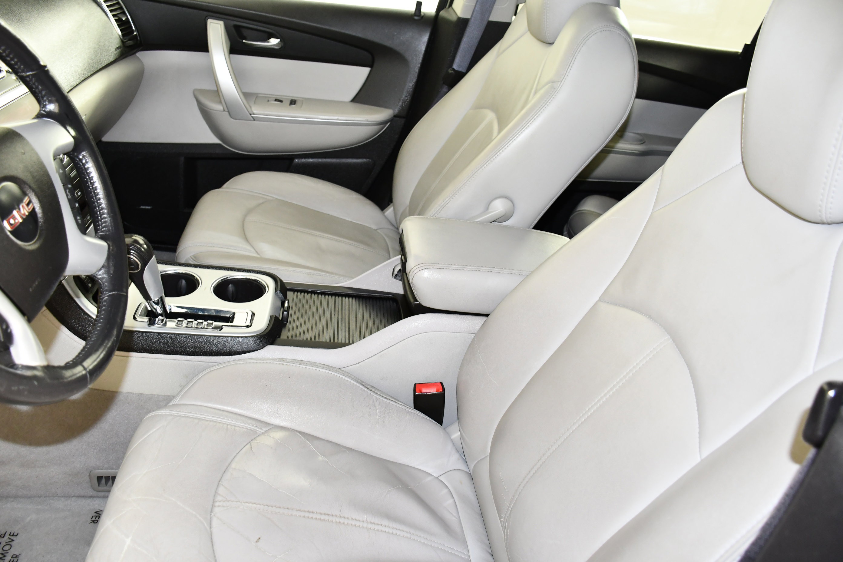 Used 2012 GMC Acadia SLT AWD/4WD image 34