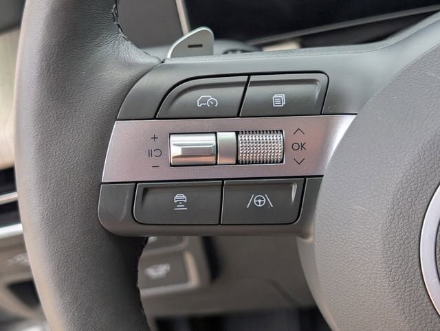 Used 2025 Hyundai Sonata Limited FWD image 22