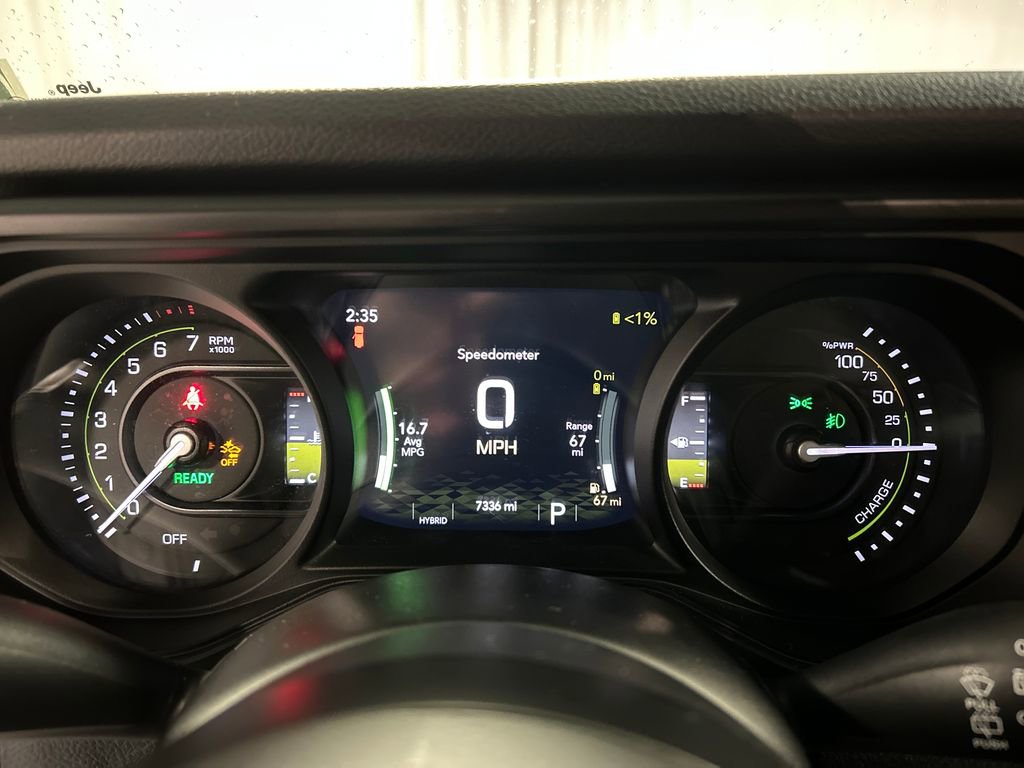 Used 2025 Jeep Wrangler Willys 4xe image 16