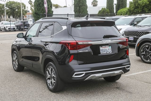 Certified 2022 Kia Seltos EX AWD/4WD image 8