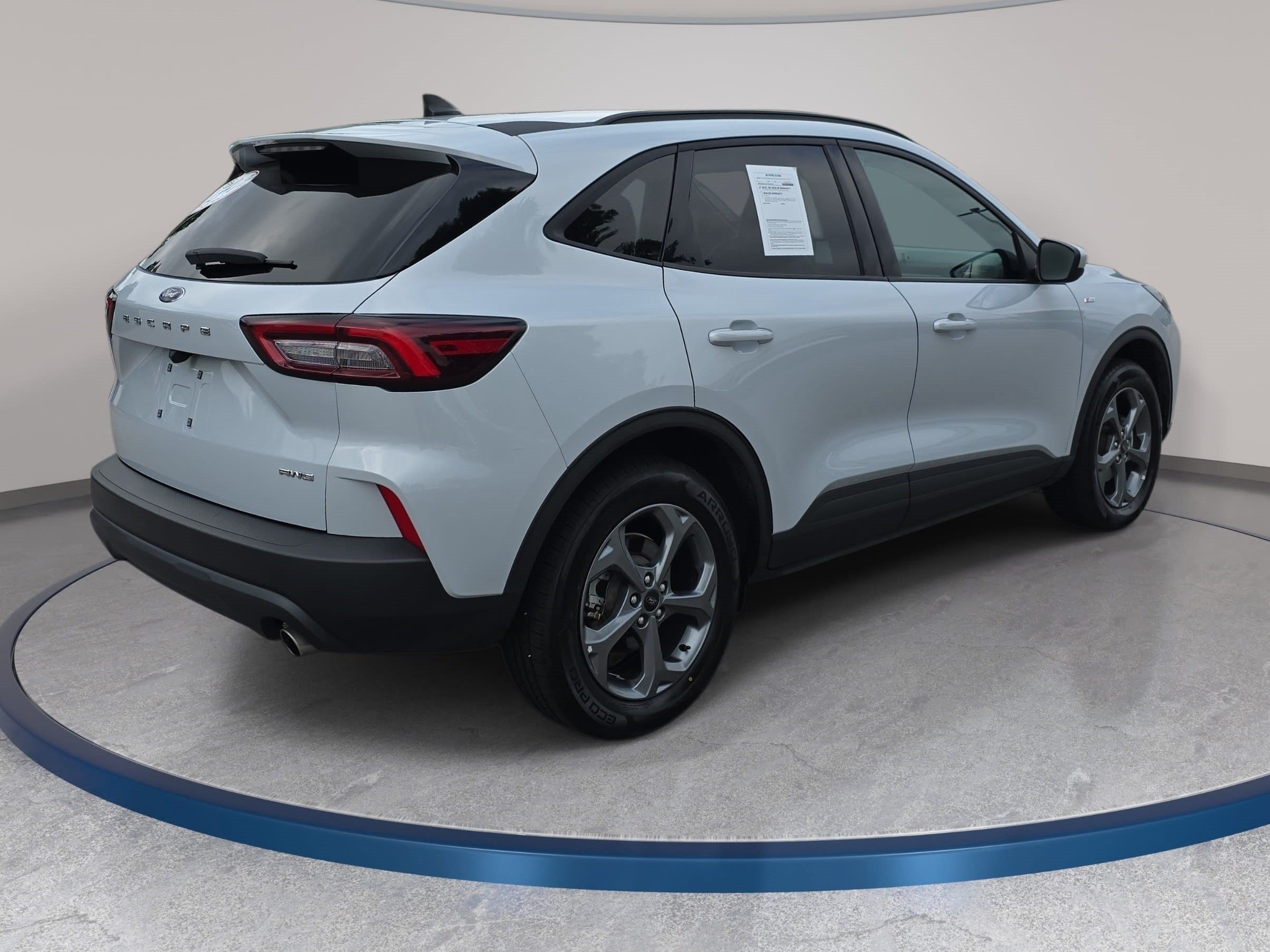 Used 2025 Ford Escape ST-Line Select AWD/4WD image 5