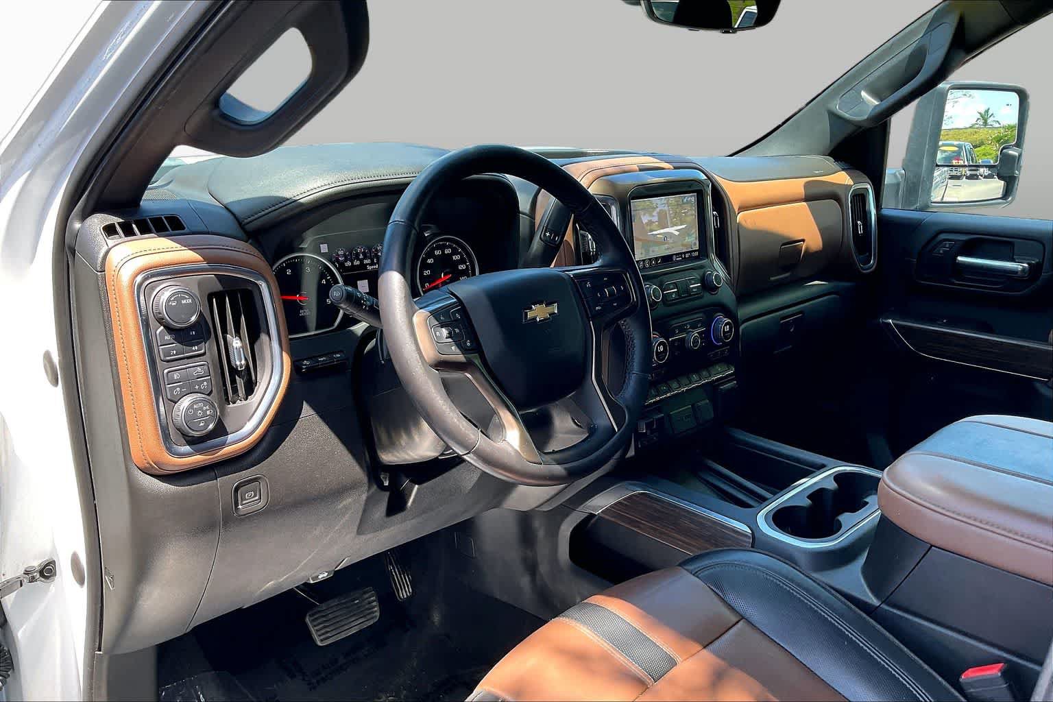 Used 2023 Chevrolet Silverado 2500 High Country w/ Z71 Off-Road Package AWD/4WD image 26