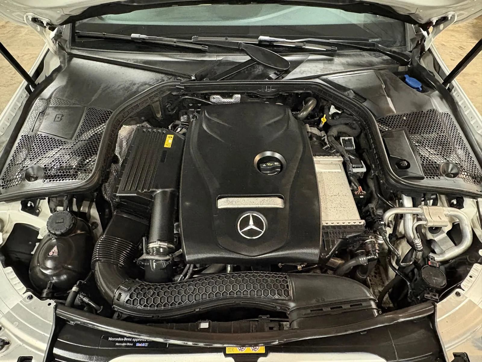 Used 2018 Mercedes-Benz C 300 4MATIC Sedan image 36