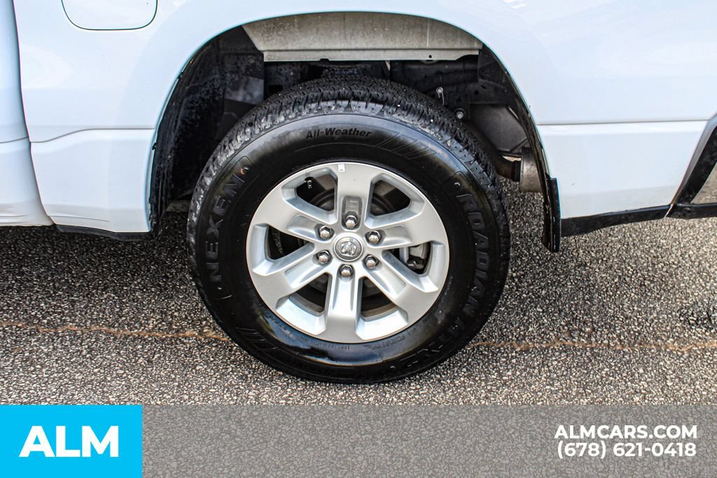 Used 2024 RAM 1500 Laramie AWD/4WD image 15