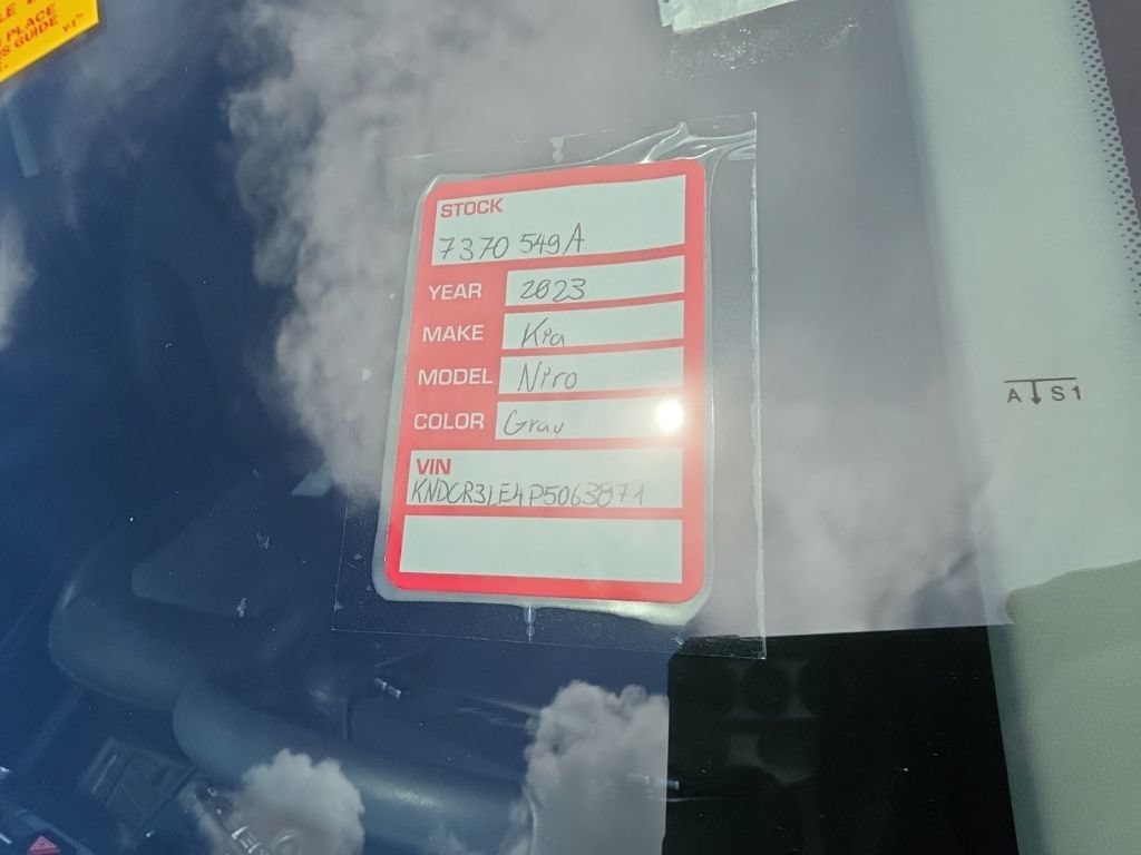 Certified 2023 Kia Niro EX FWD image 10