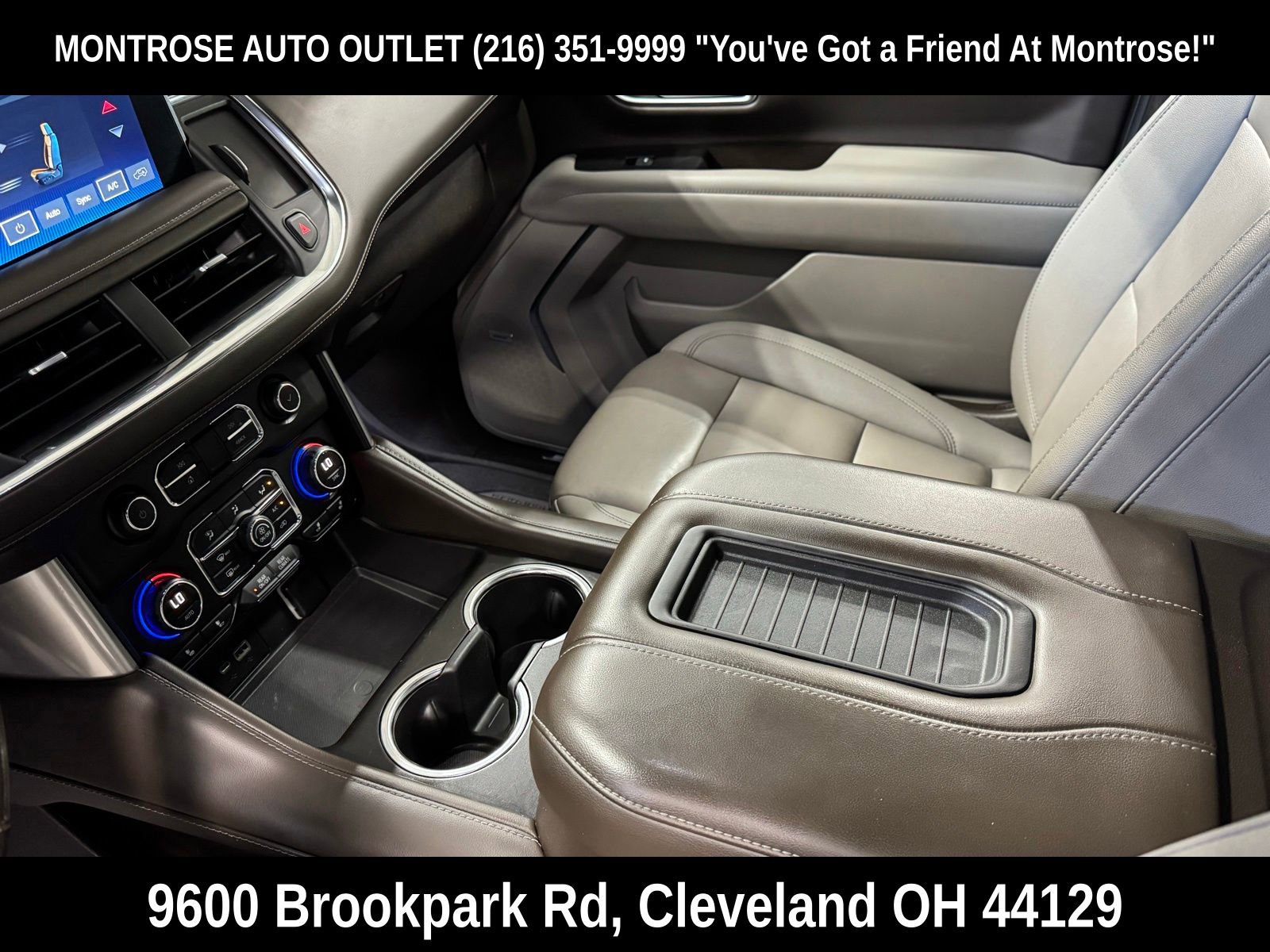 Used 2022 Chevrolet Tahoe Z71 w/ Z71 Off-Road Package AWD/4WD image 13