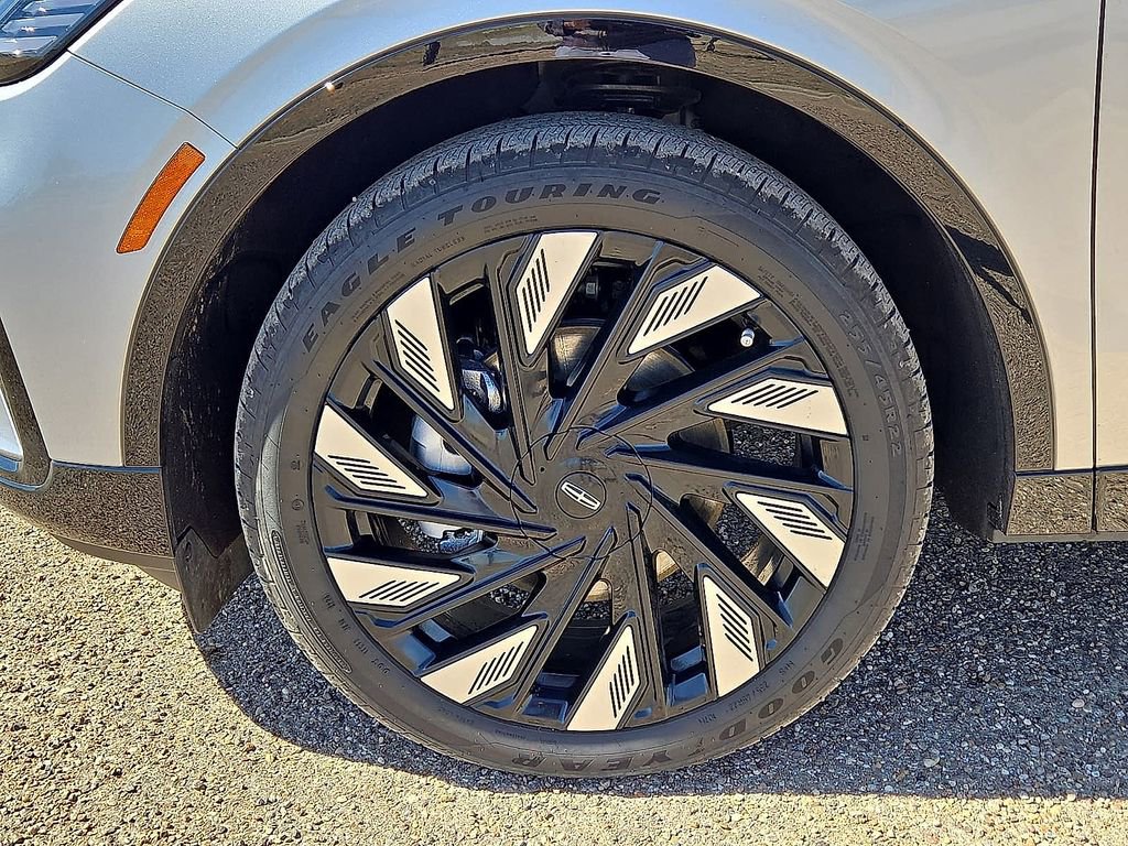 Used 2026 Lincoln Nautilus Reserve AWD/4WD image 10