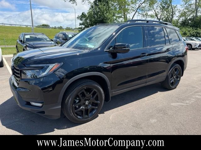 Used 2025 Honda Passport Black Edition image 11