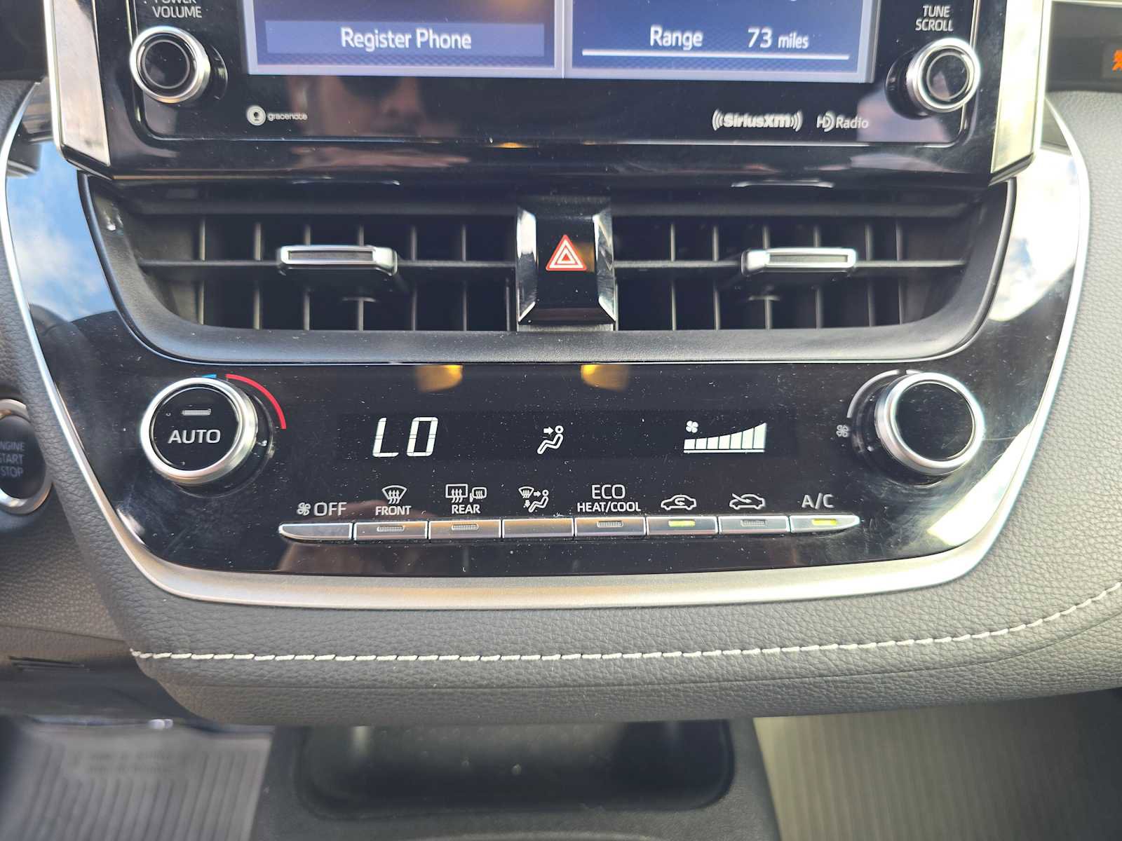 Used 2022 Toyota Corolla SE image 29