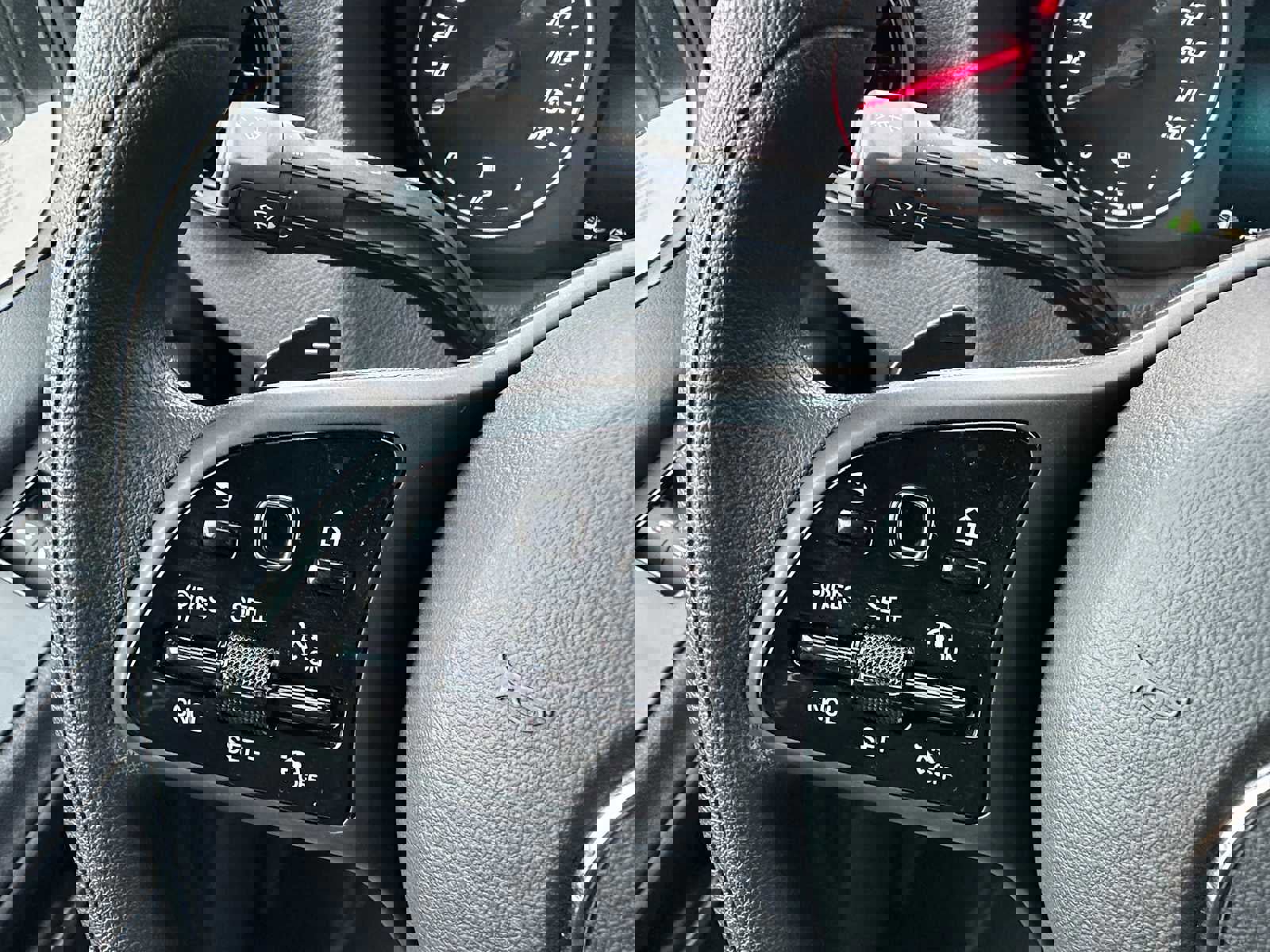 Used 2024 Mercedes-Benz Sprinter 2500 image 35