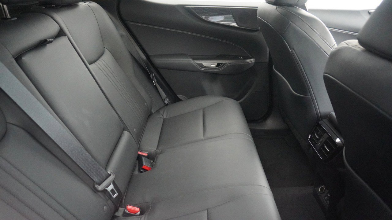 Used 2025 Lexus NX 250 FWD w/ Accessory Package (Z1) image 11