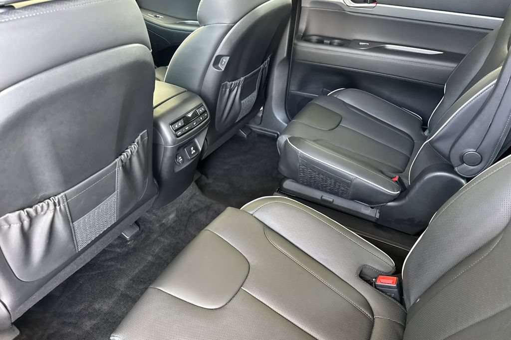 Used 2025 Hyundai Palisade SEL FWD image 5