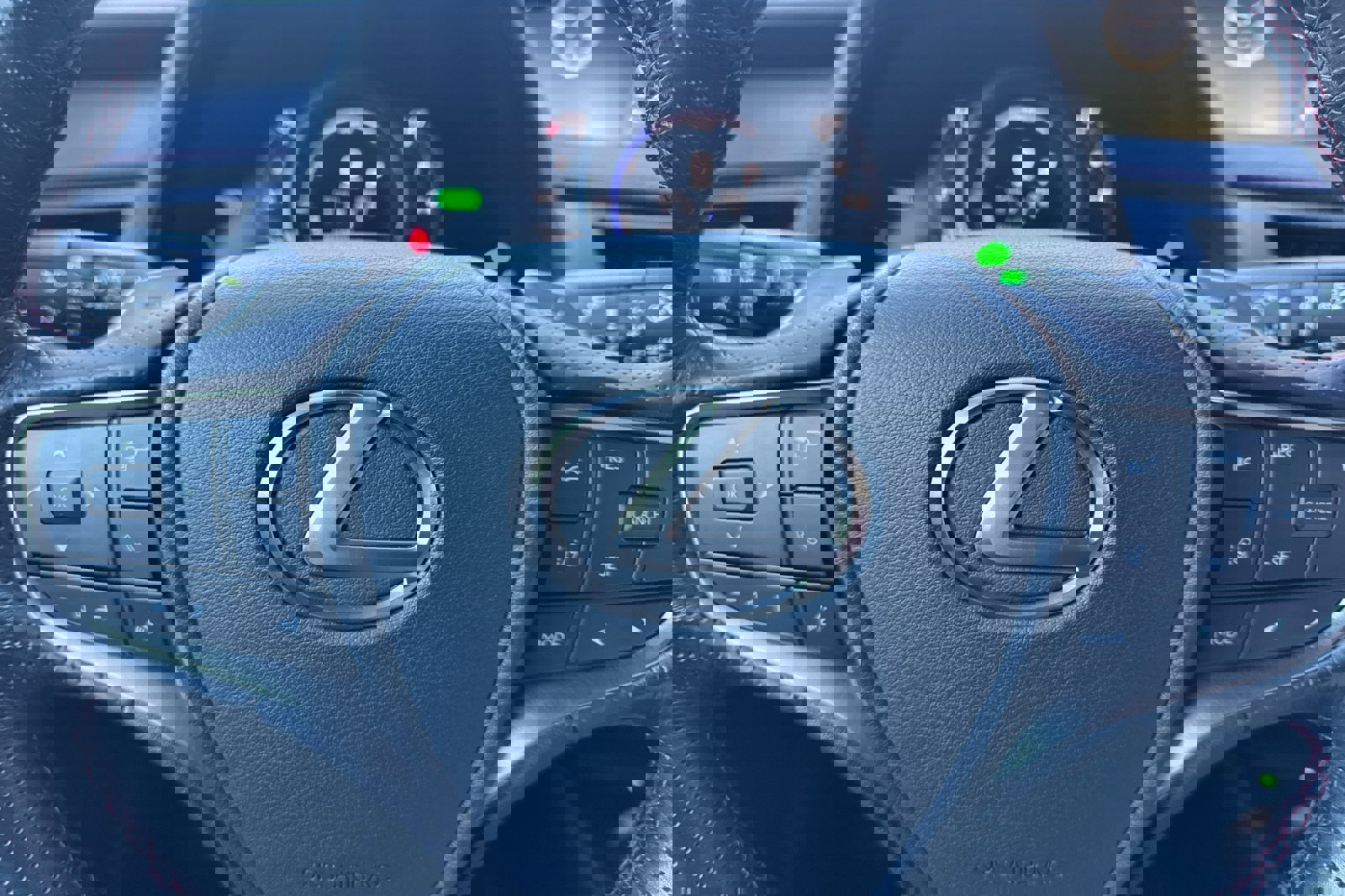 Used 2021 Lexus UX 250h F Sport w/ Accessory Package (Z2) image 24