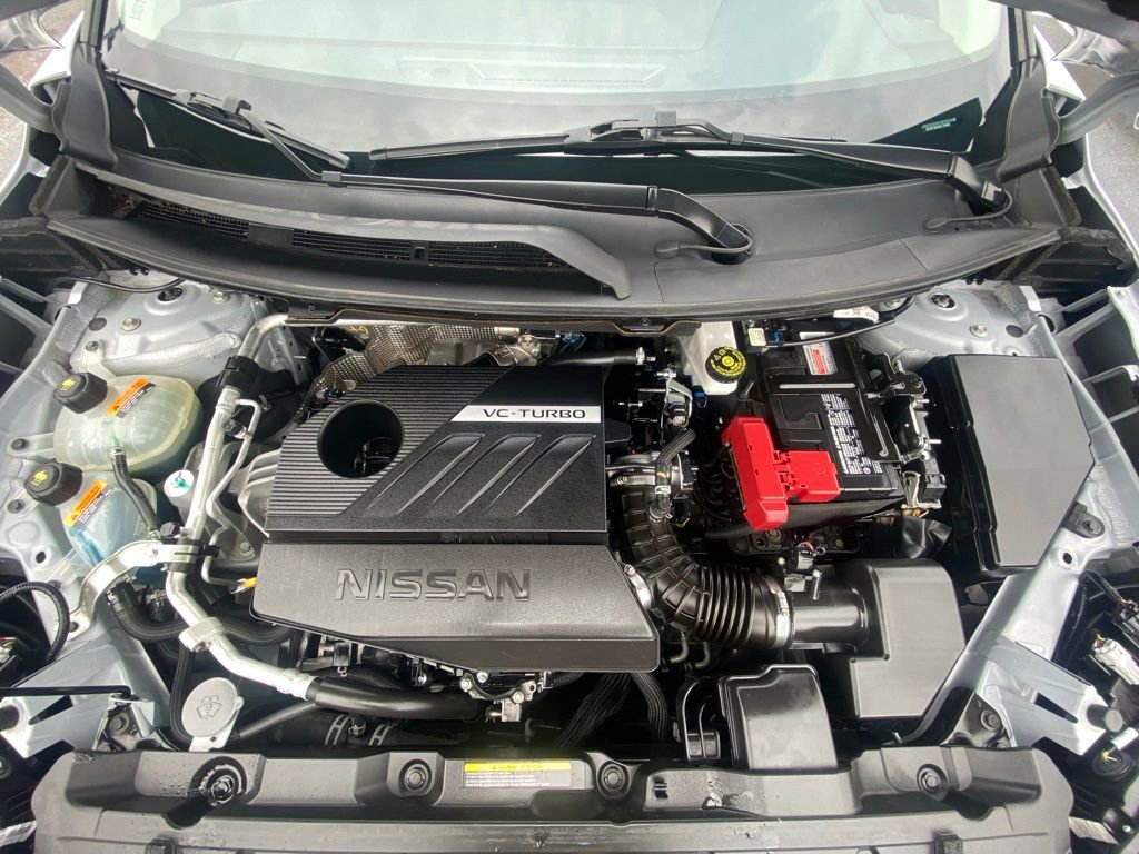 Used 2025 Nissan Rogue SV FWD image 30