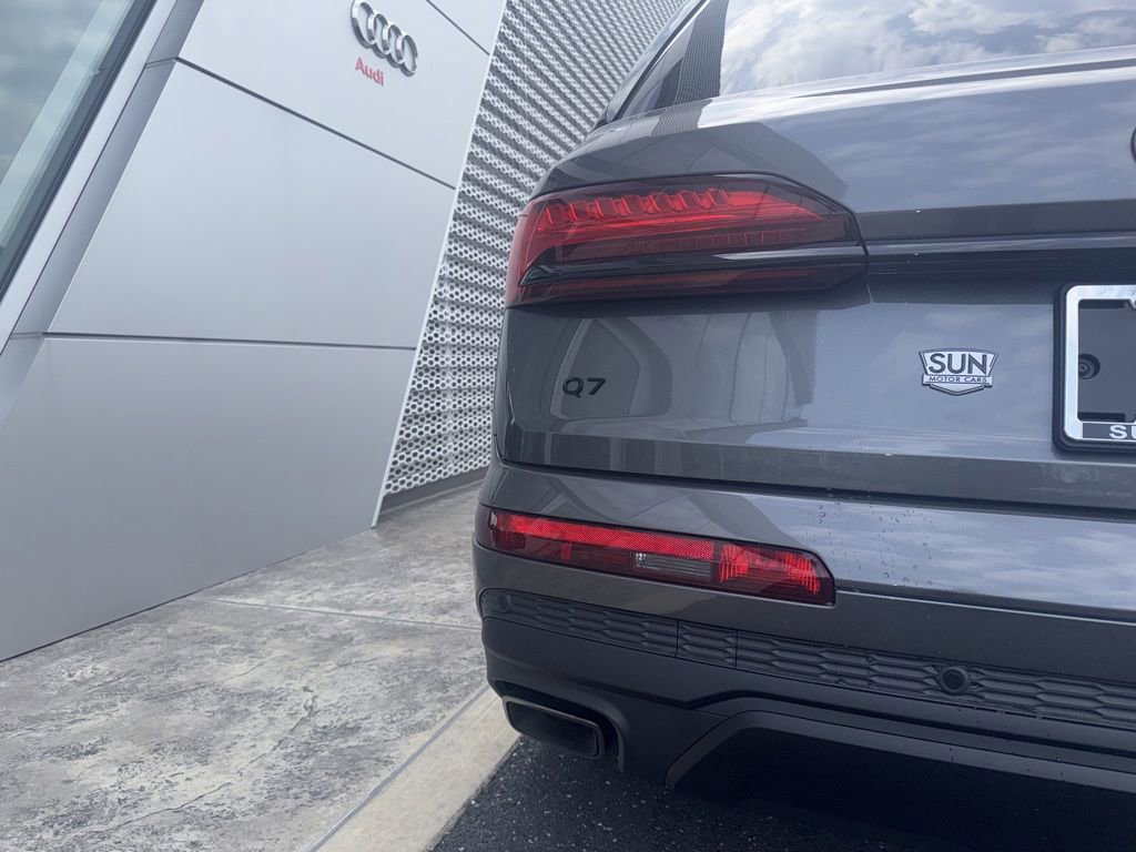 New 2026 Audi Q7 3.0T Premium AWD/4WD image 18