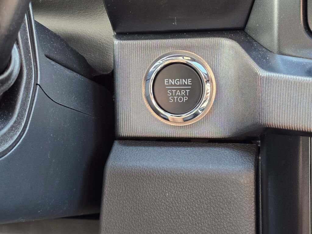 Used 2025 Ford F350 Platinum image 42