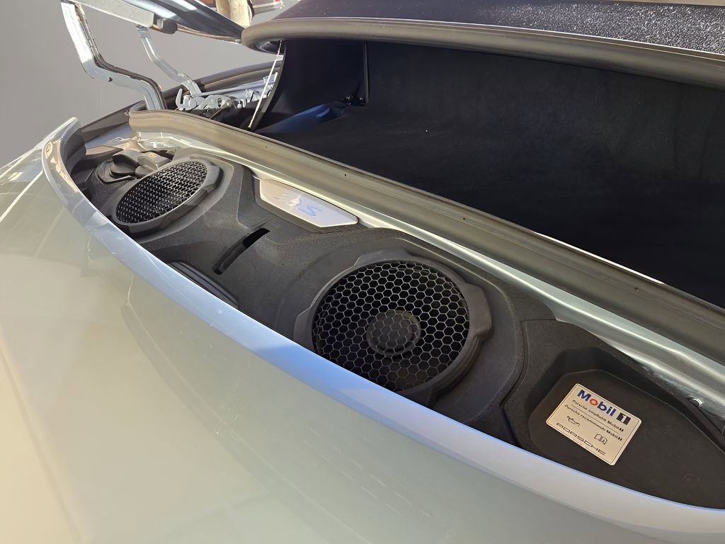 Used 2021 Porsche 911 Carrera 4S image 32