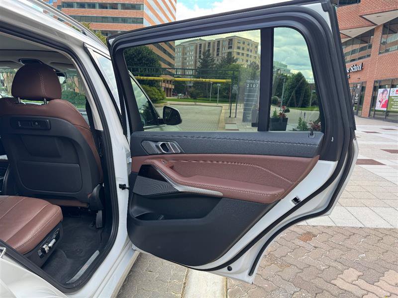 Used 2020 BMW X7 xDrive40i AWD/4WD image 21