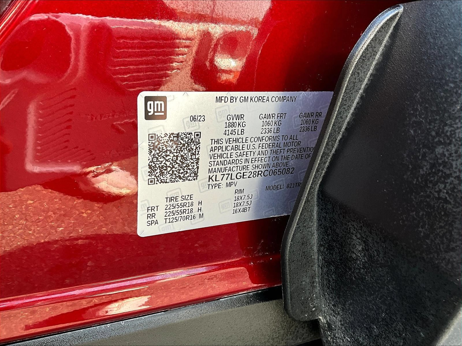 Used 2024 Chevrolet Trax RS FWD image 21