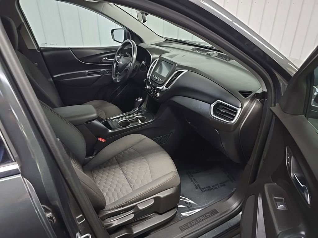 Used 2018 Chevrolet Equinox LT AWD/4WD image 14