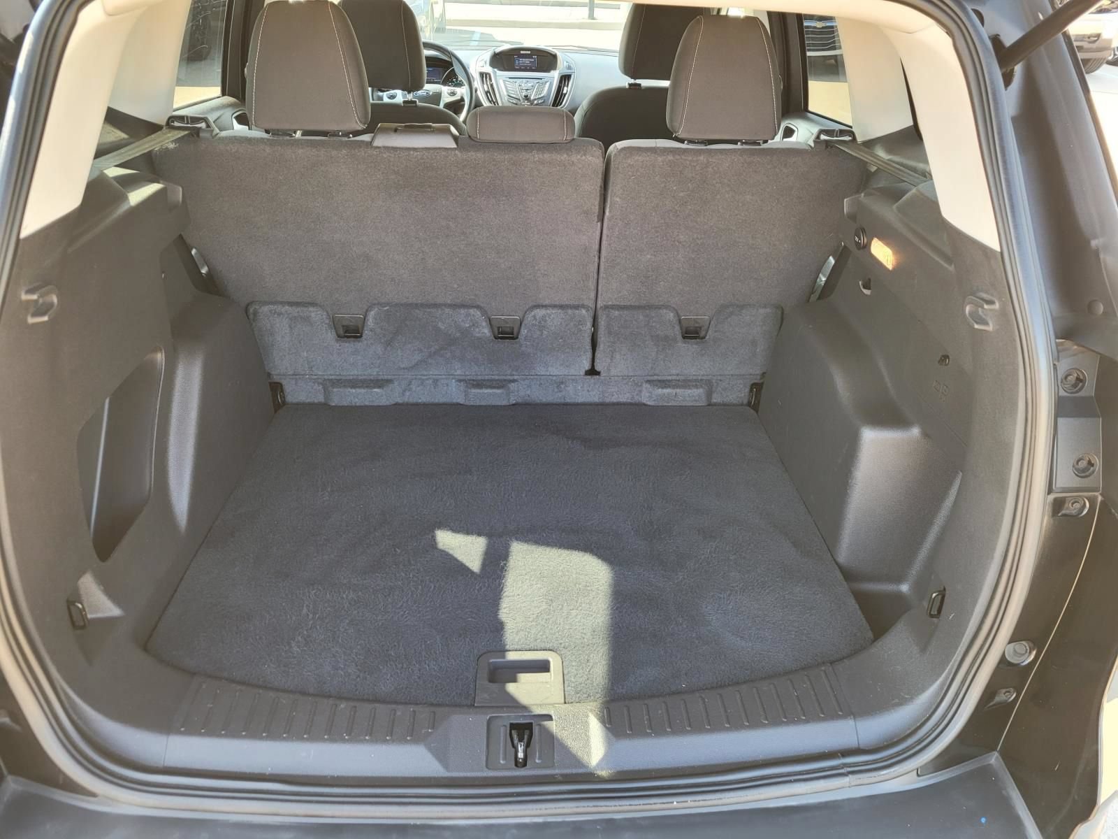 Used 2015 Ford Escape SE FWD image 14