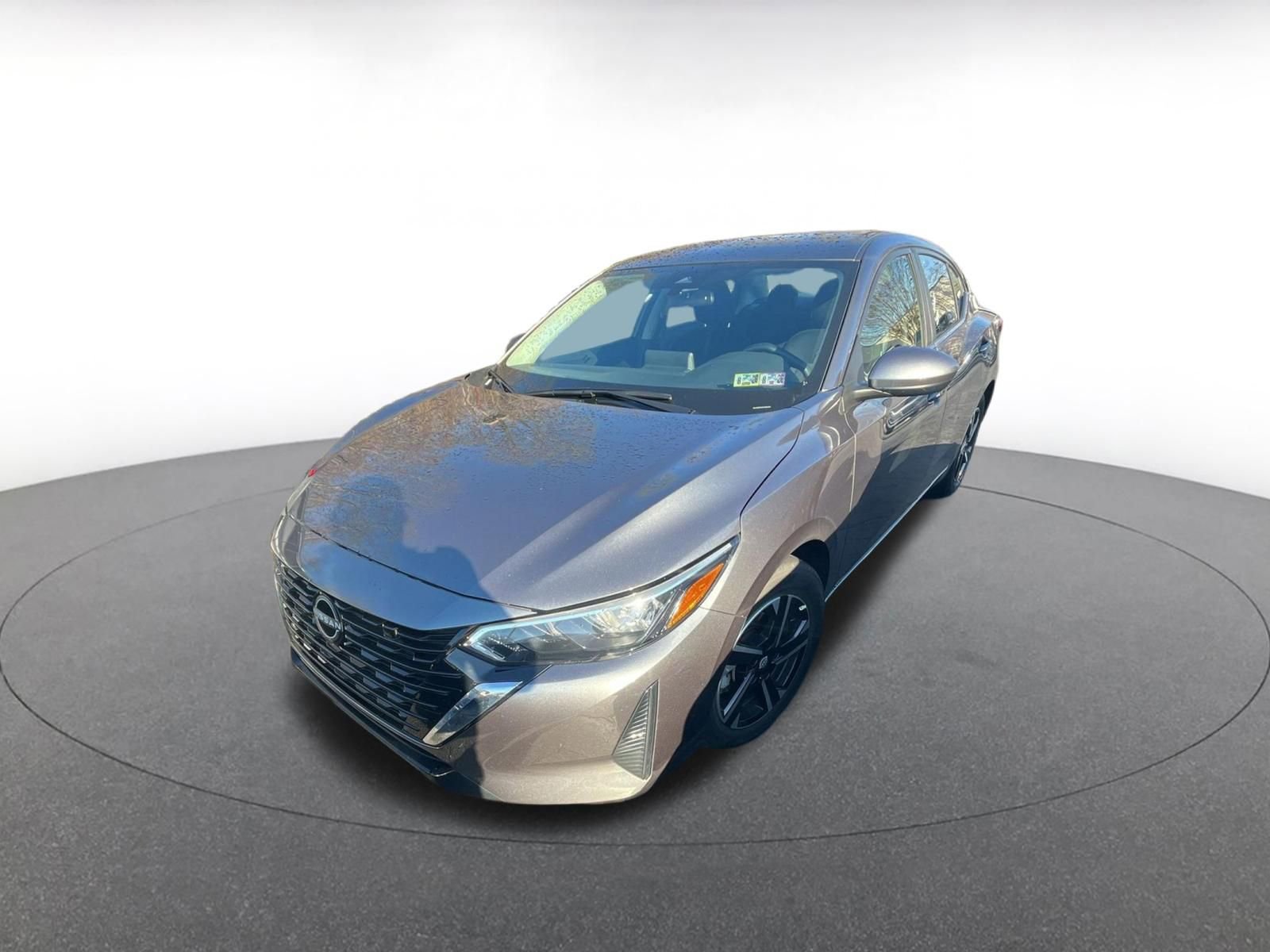 Used 2025 Nissan Sentra SV image 6