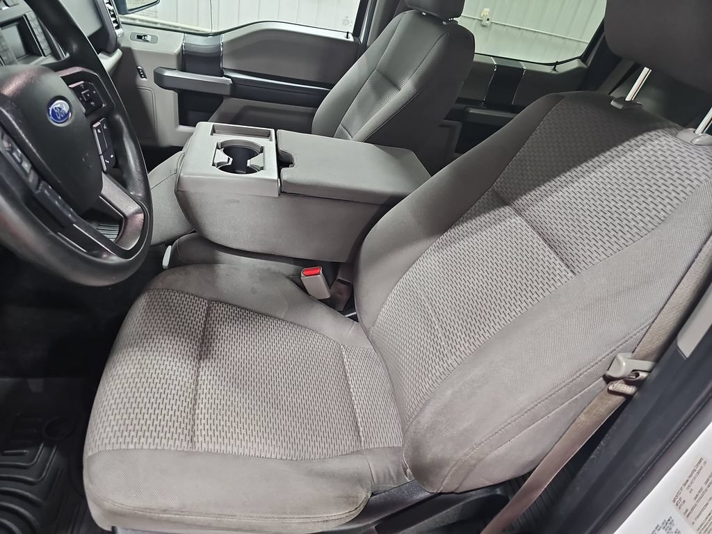 Used 2016 Ford F150 XLT AWD/4WD image 14