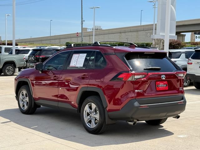 Used 2022 Toyota RAV4 XLE w/ Convenience Package AWD/4WD image 8