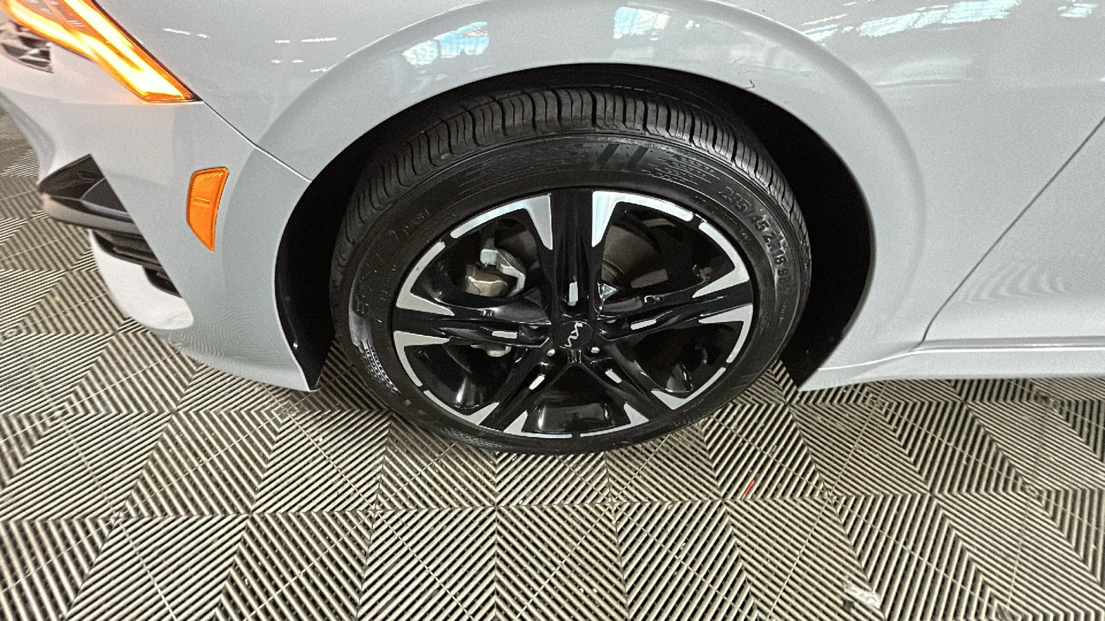 Used 2022 Kia K5 GT-Line FWD image 11