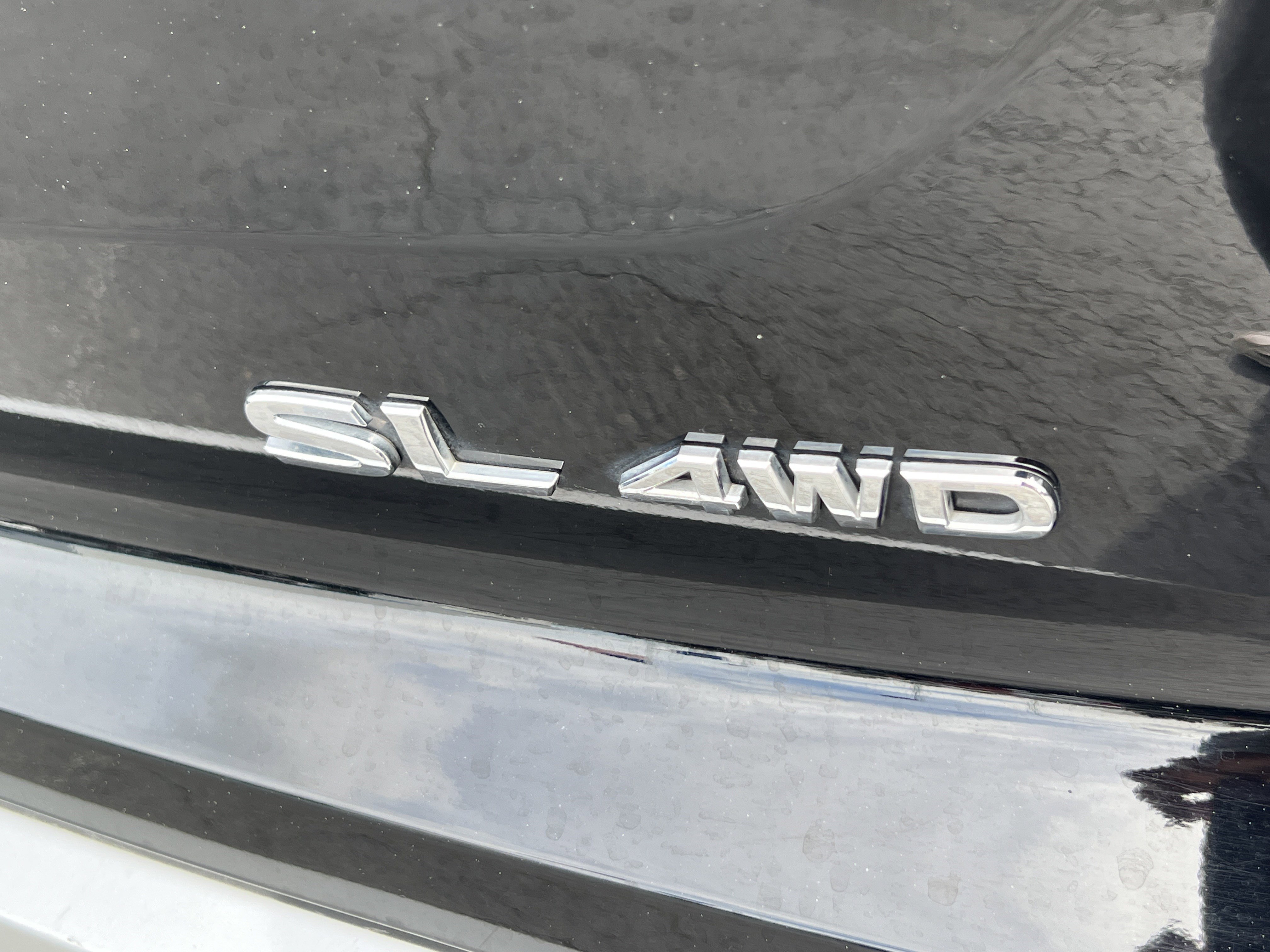Used 2025 Nissan Pathfinder SL AWD/4WD image 9