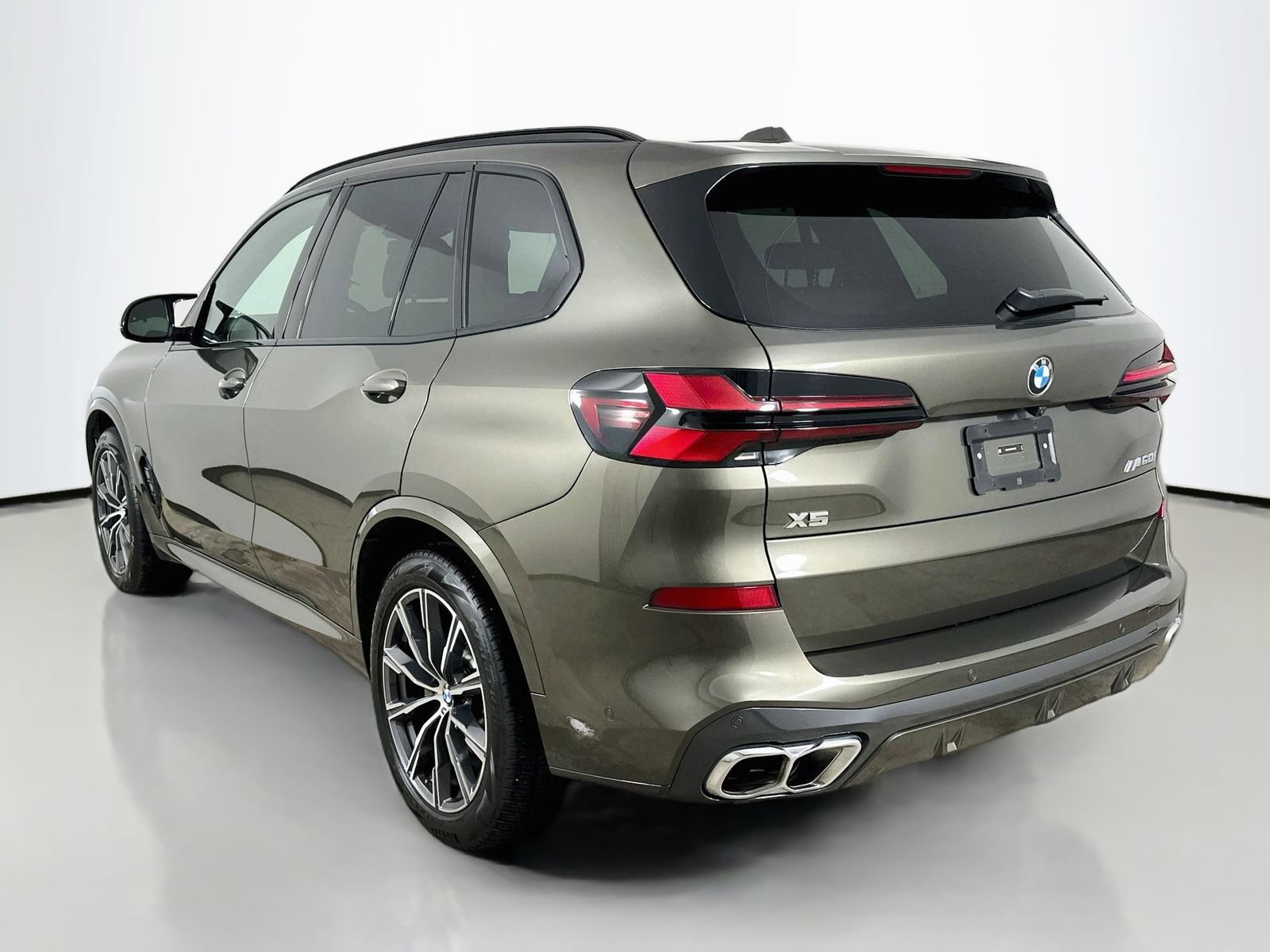 Used 2026 BMW X5 M60i AWD/4WD image 7