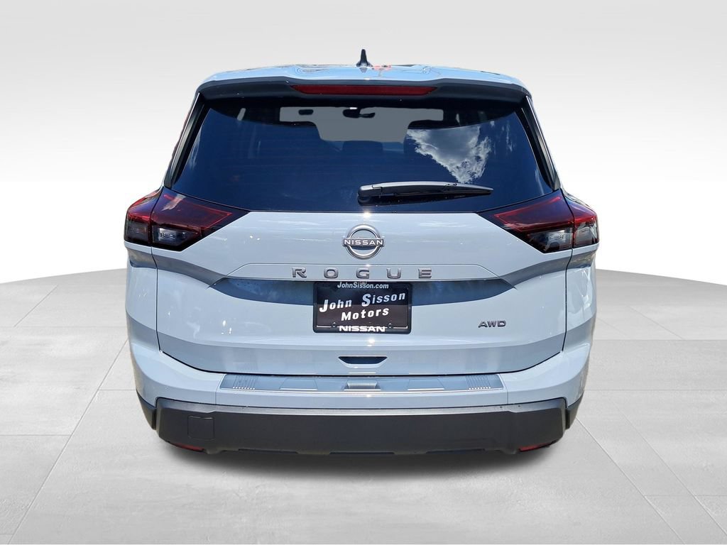 New 2026 Nissan Rogue SV AWD/4WD image 4