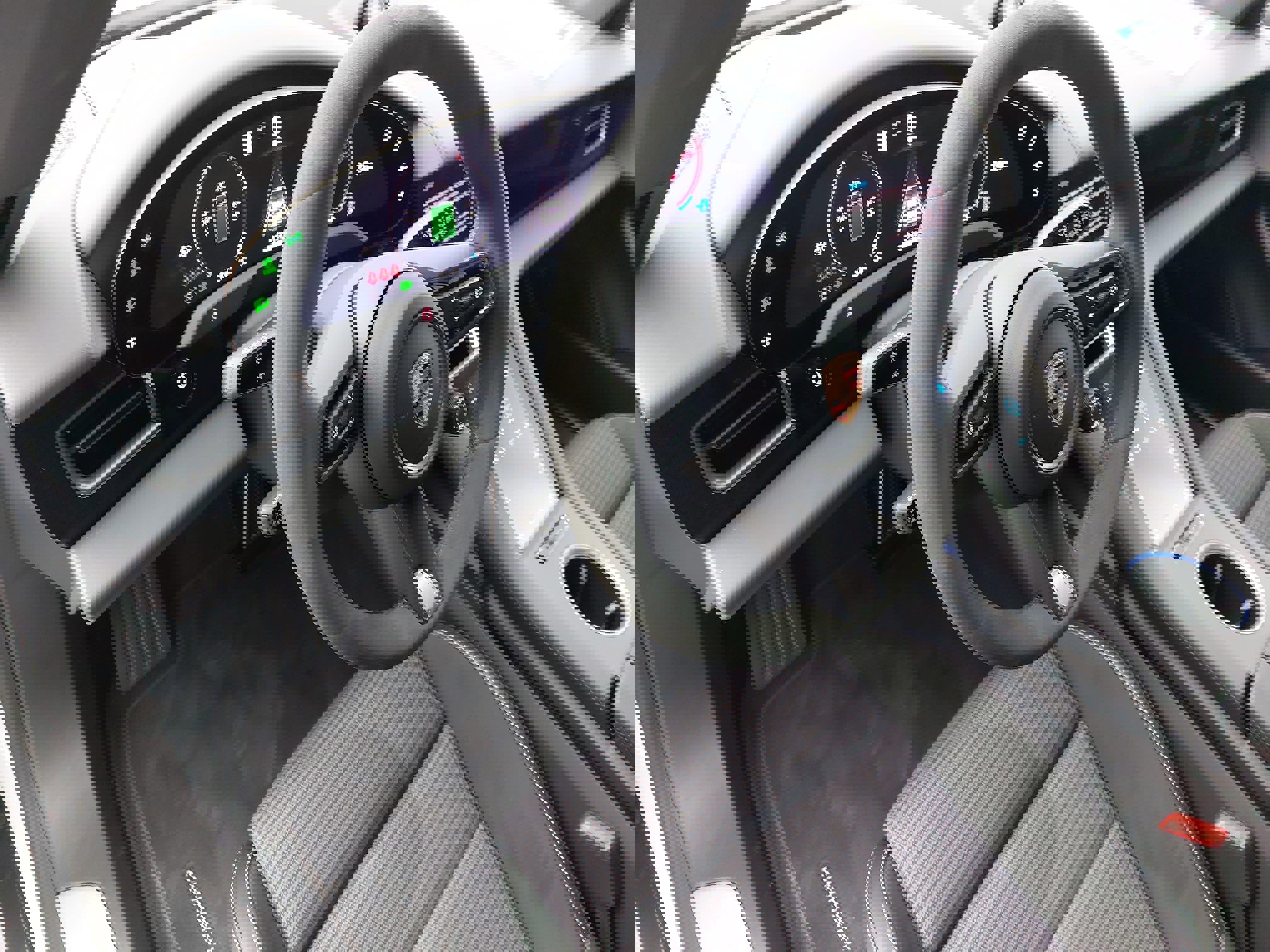 Used 2025 Porsche Taycan 4S image 4