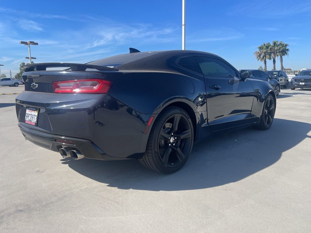 Used 2016 Chevrolet Camaro SS image 4