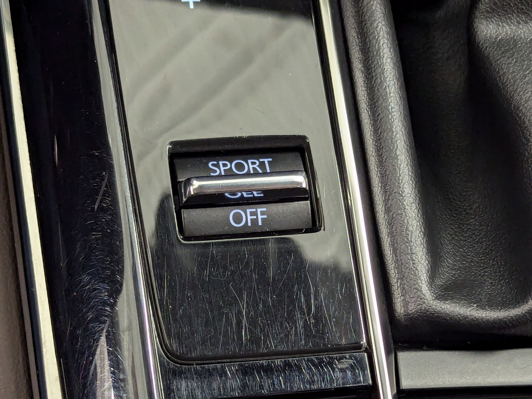 Used 2020 MAZDA CX-30 AWD w/ Premium Package image 19