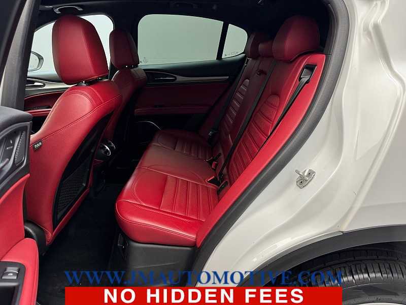 Used 2018 Alfa Romeo Stelvio Ti Sport AWD/4WD image 15