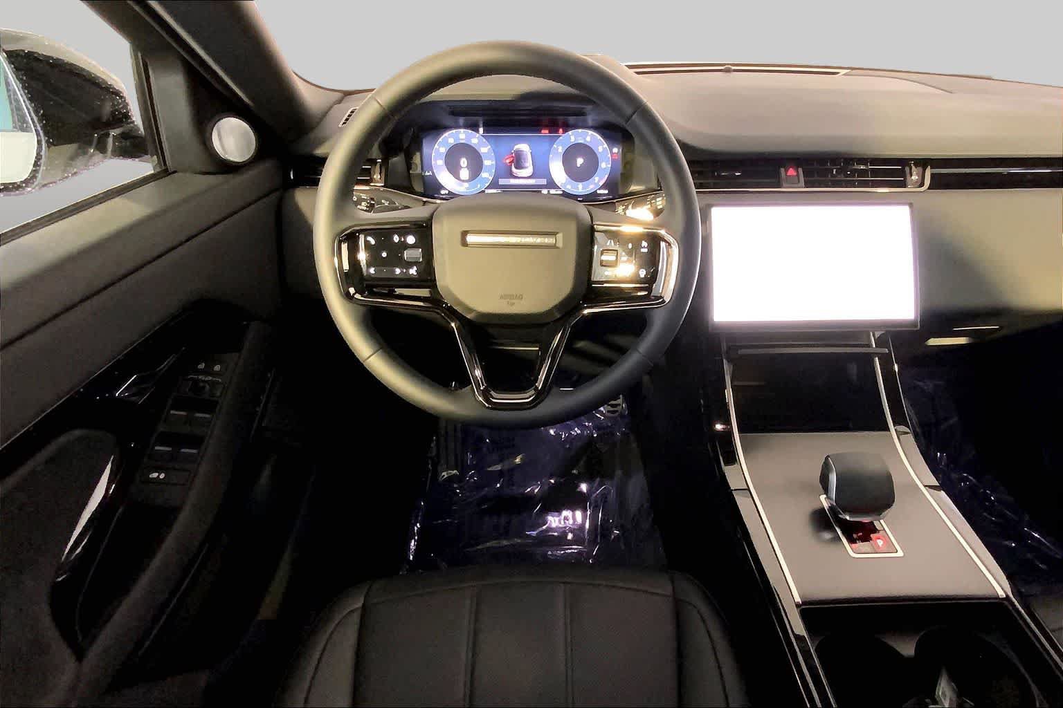Used 2026 Land Rover Range Rover Evoque Dynamic SE AWD/4WD image 6