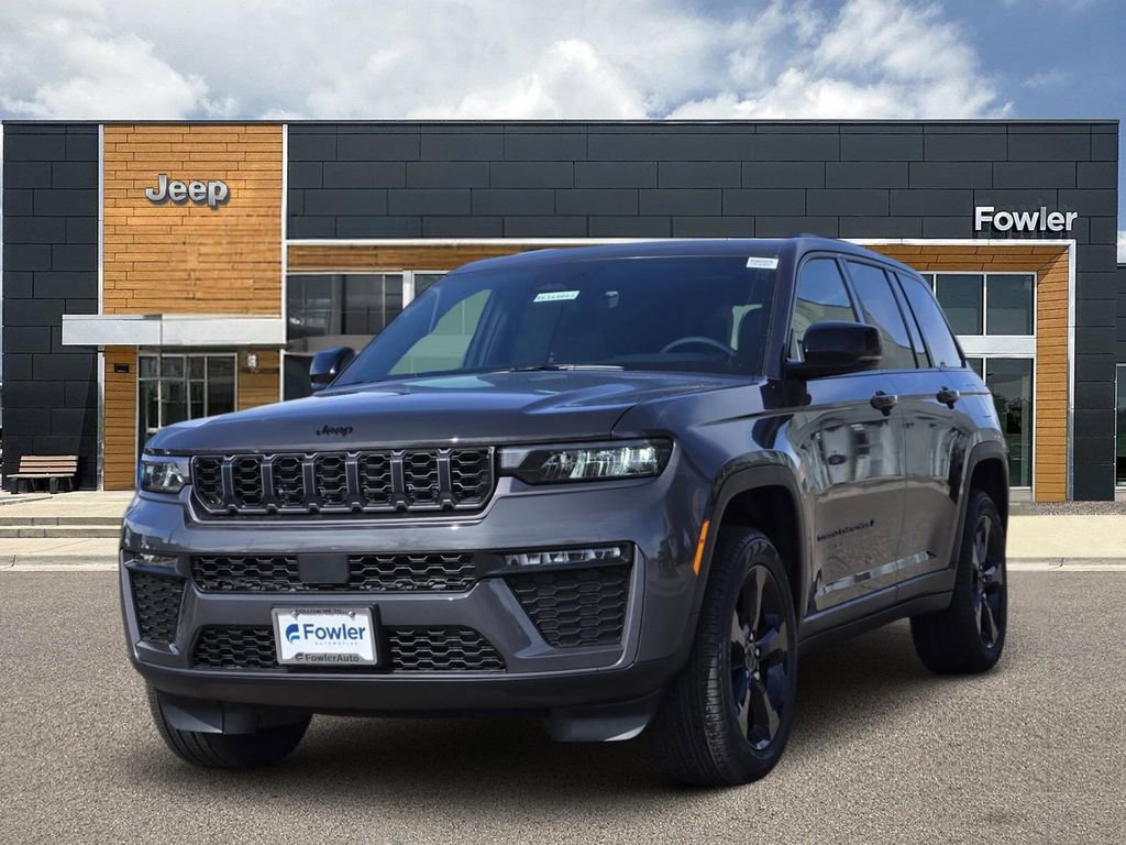 New 2026 Jeep Grand Cherokee Limited w/ Limited Altitude Package AWD/4WD image 1