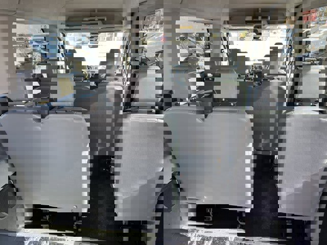 Used 2018 Ford Transit 350 XL image 17