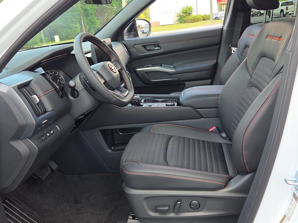 New 2026 Nissan Pathfinder Rock Creek AWD/4WD image 3