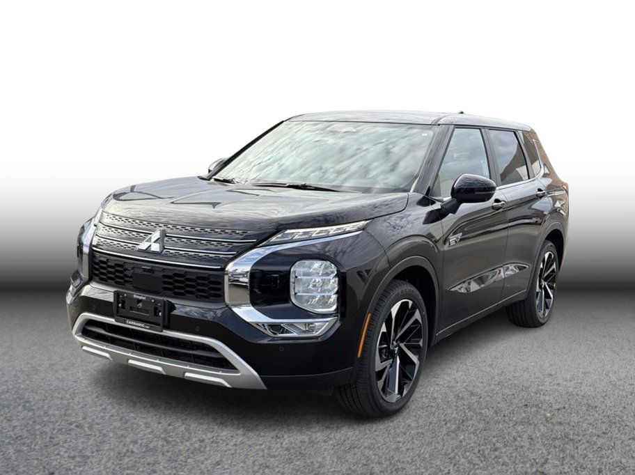 Used 2025 Mitsubishi Outlander 4WD Plug-In Hybrid image 1