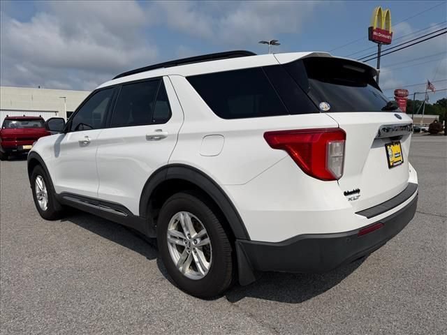 Used 2020 Ford Explorer XLT w/ Comfort Package AWD/4WD image 5