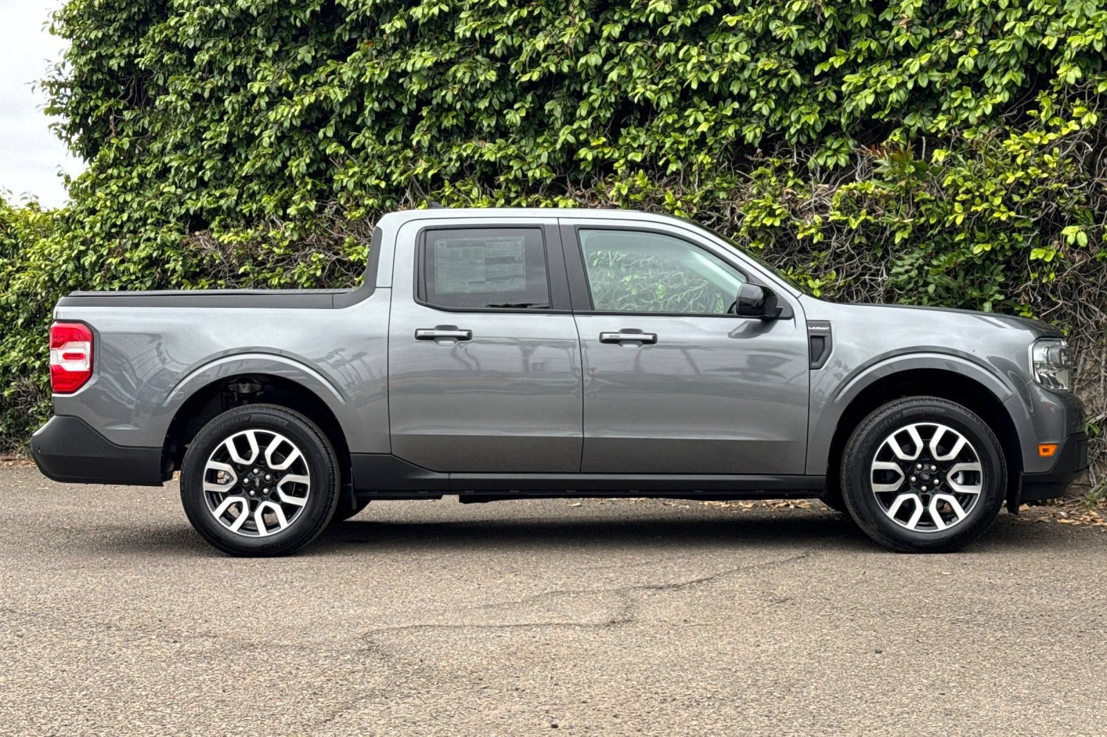 New 2024 Ford Maverick Lariat AWD/4WD image 2