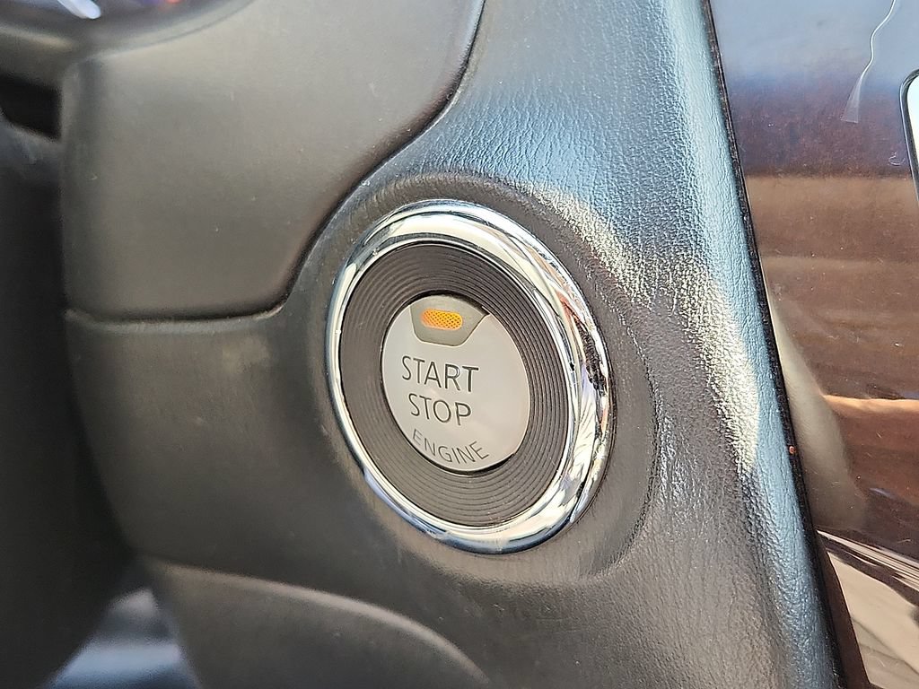 Used 2013 INFINITI JX35 AWD w/ Premium Pkg image 24