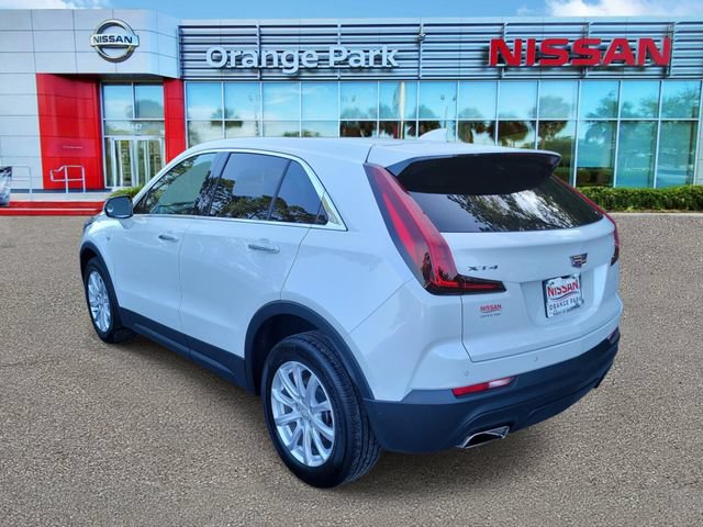 Used 2022 Cadillac XT4 Luxury FWD image 3